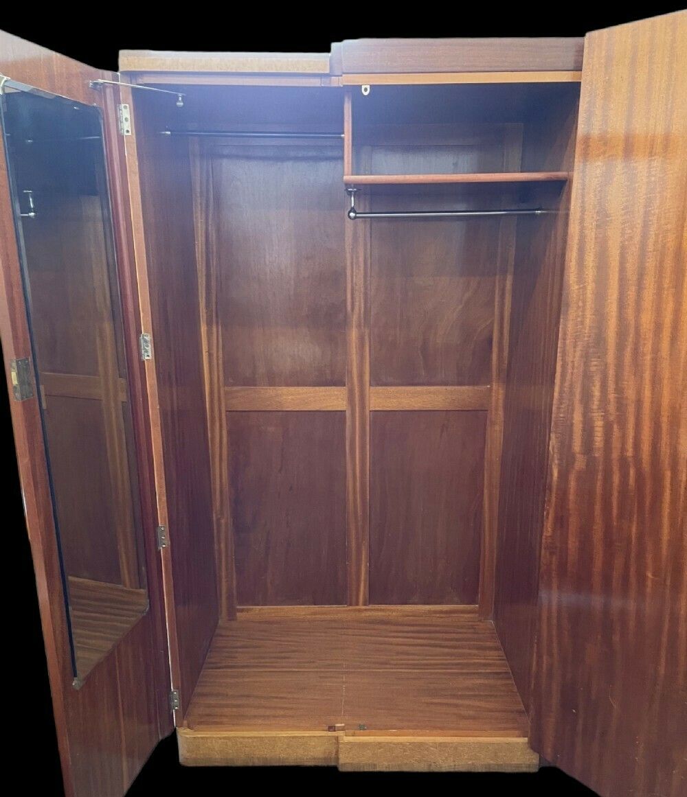 Harry And Lou Epstein Triple Wardrobe In Maple photo 2750.0