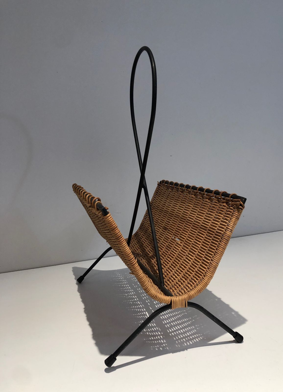 Rattan And Black Lacquered Metal Magazine Rack photo Home Decor
