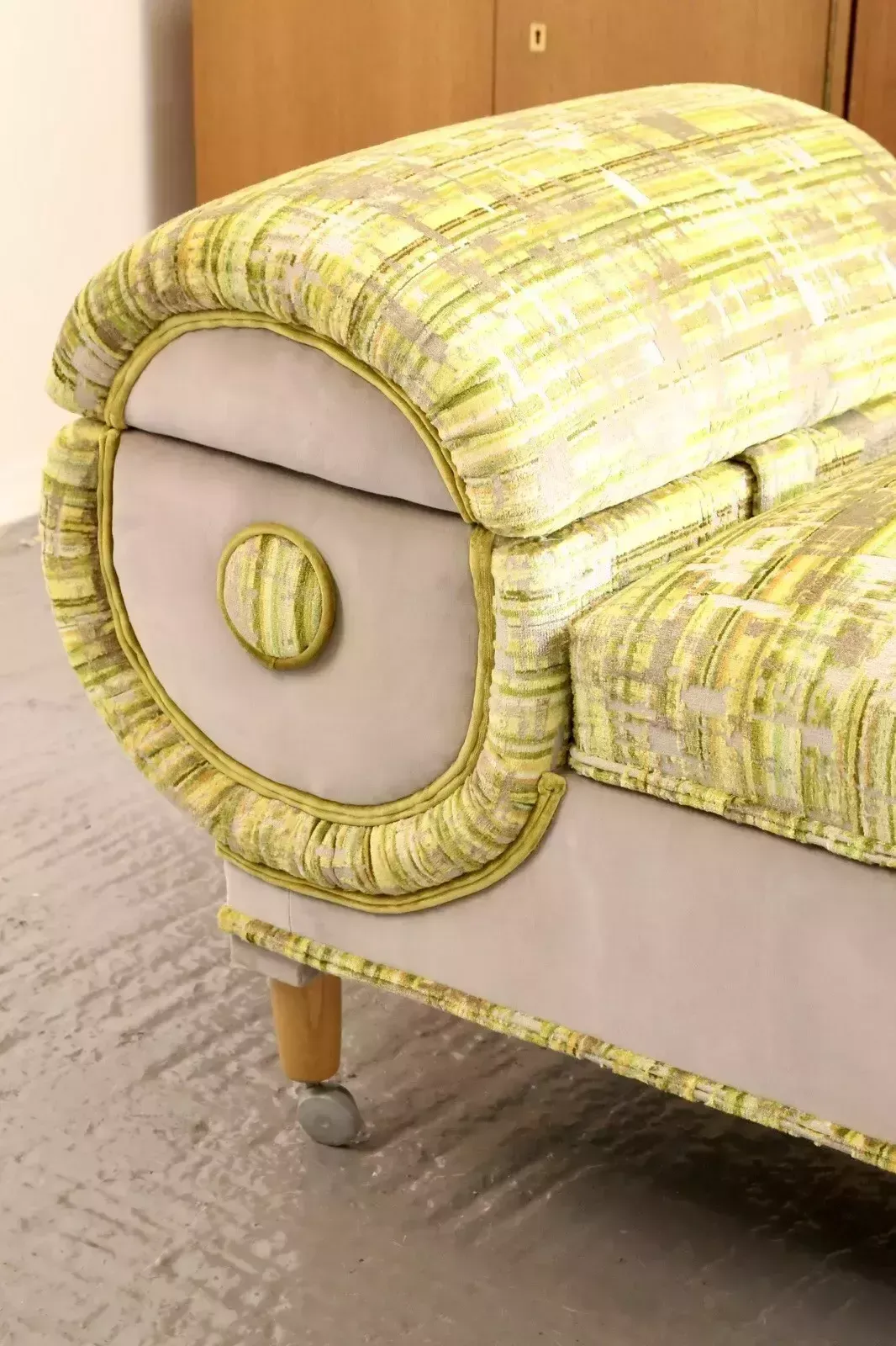 Fine British Mid Century Daybed Ottoman With Osbourne And Little Fabric By Reylon photo 1250.0