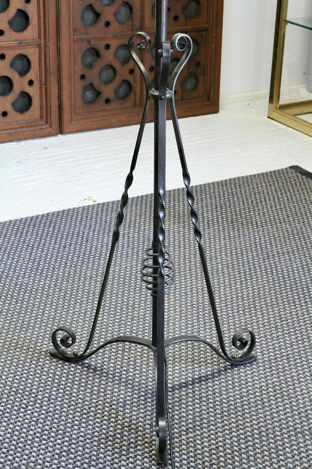 An Arts & Crafts Style Wrought Iron Brass Rise And Fall Standard Lamp photo vinterior