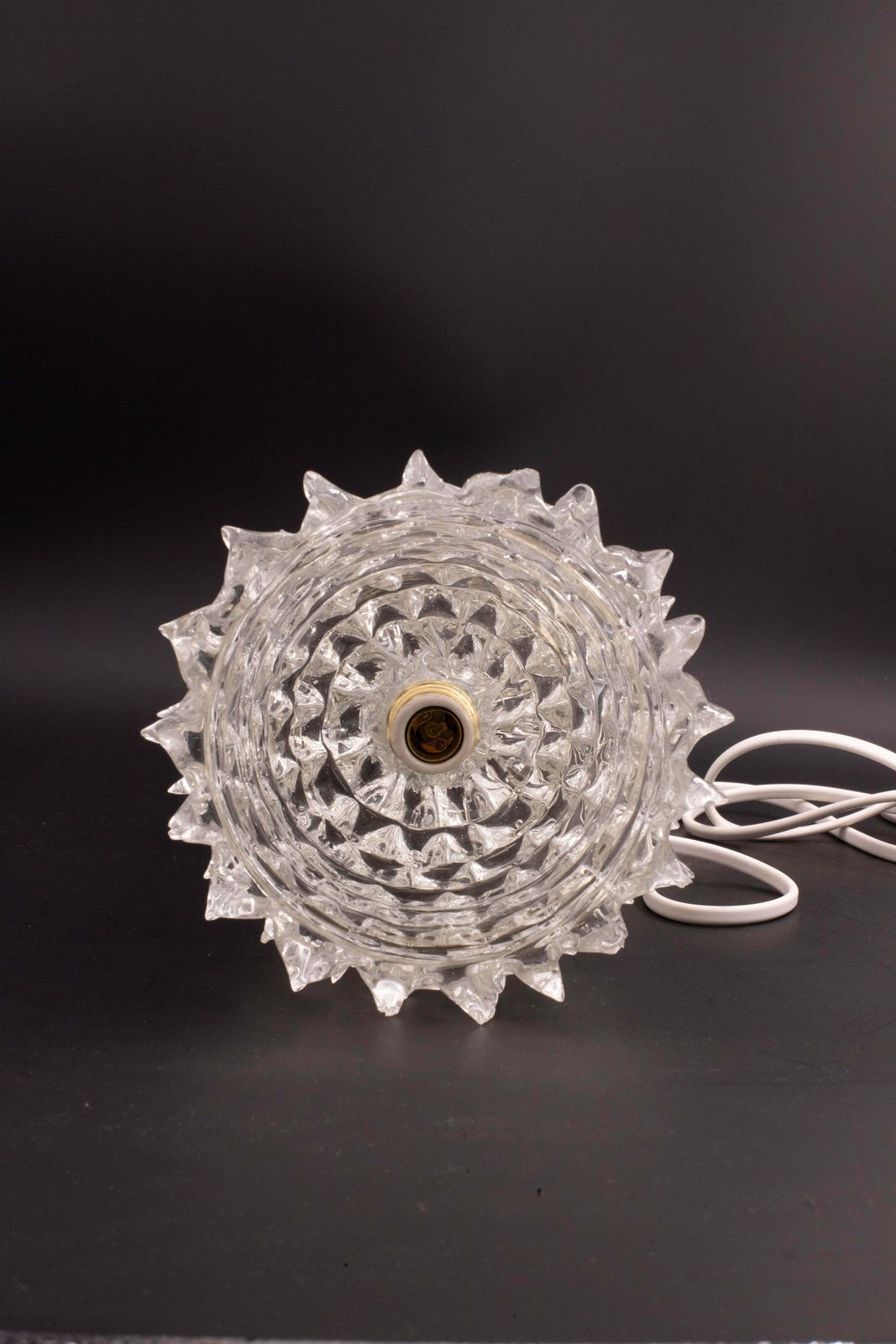 Elegant Table Lamp In Rostrato Murano Glass Vase For Barovier & Toso, 1940s photo Lighting