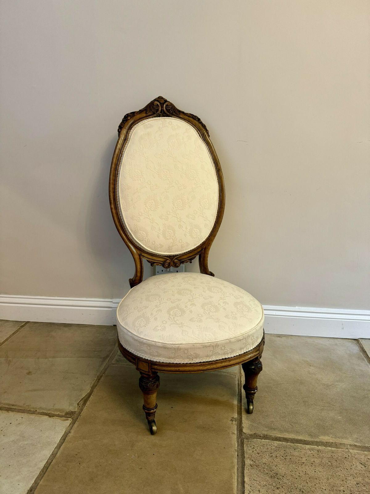 Beautiful Quality Antique Carved Walnut Ladies Chair photo vintage