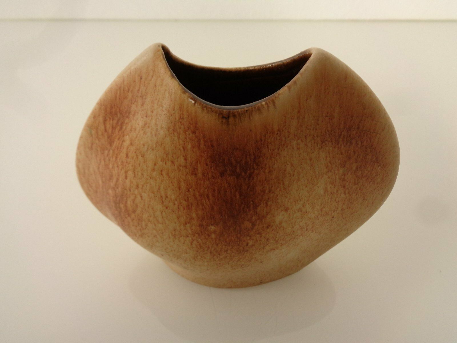 Organic Ceramic Vase By Roberto Rigon For Bertoncello, 1960s photo vinterior