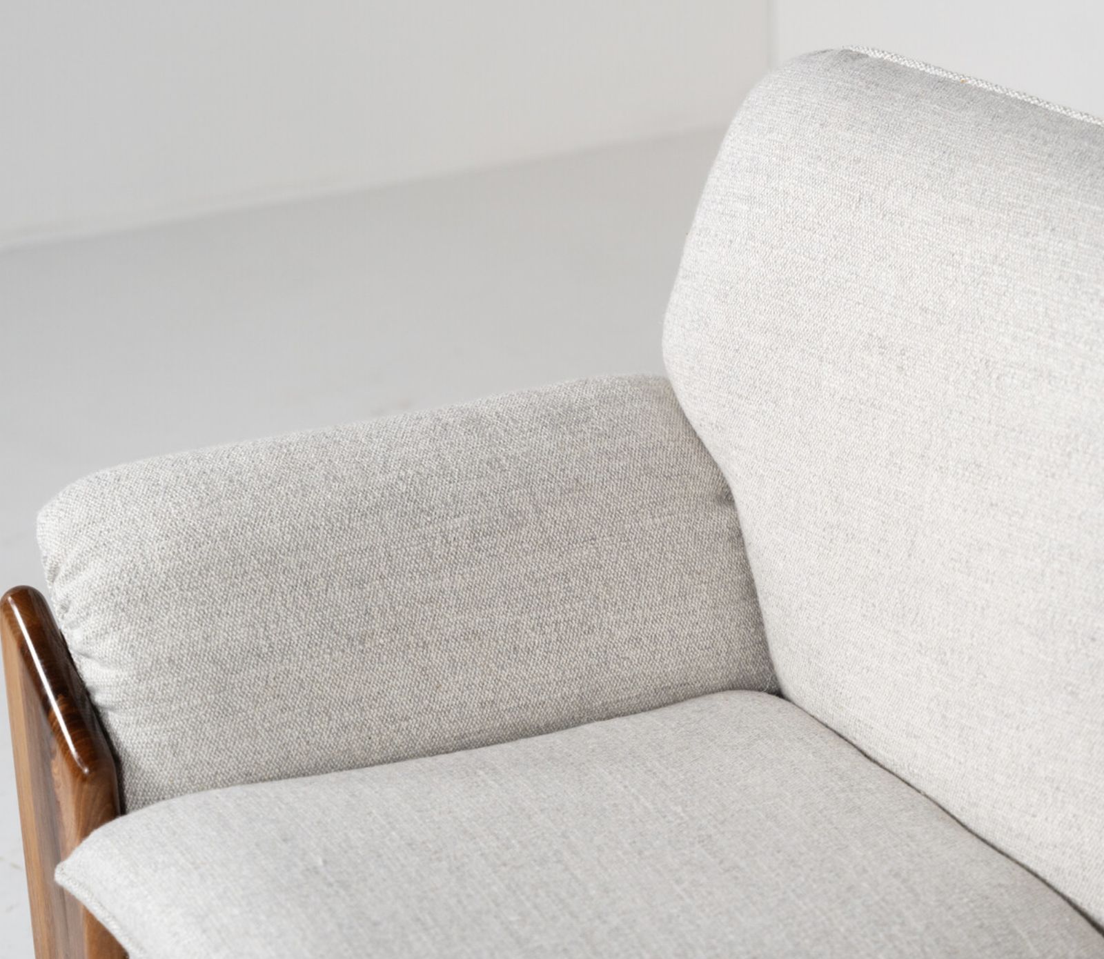 photo furniture Mid Century Modern Sofa By Sapporo For Mobil Girgi, Italy, 1970s