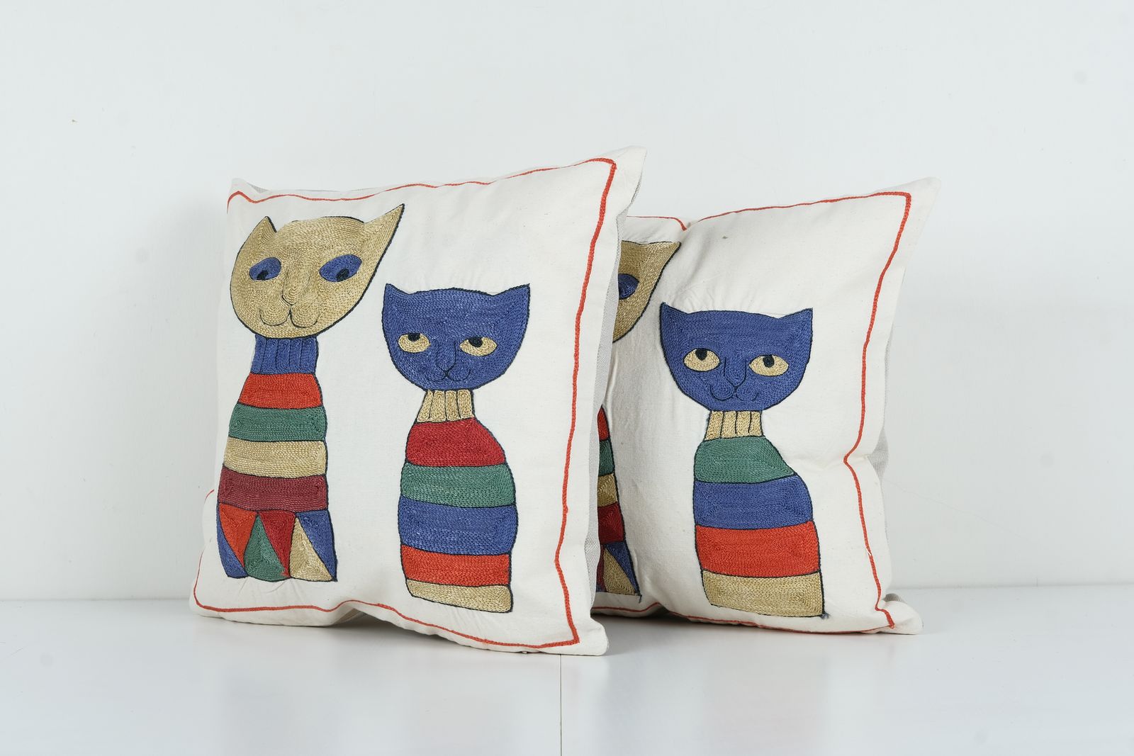 Tashkent Suzani Animal Pictorial Pillow Case Made From A 19th Century Suzani, Set Vat Motif Cushion Cover photo furniture