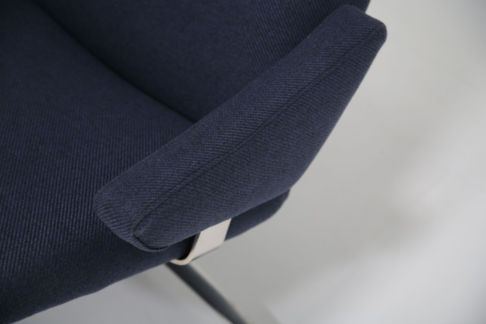 photo furniture Beklede Draaibare Lounge Fauteuil "Contourette Roto" Van Alf Svensson Voor Dux, Zweden, Jaren 1960.