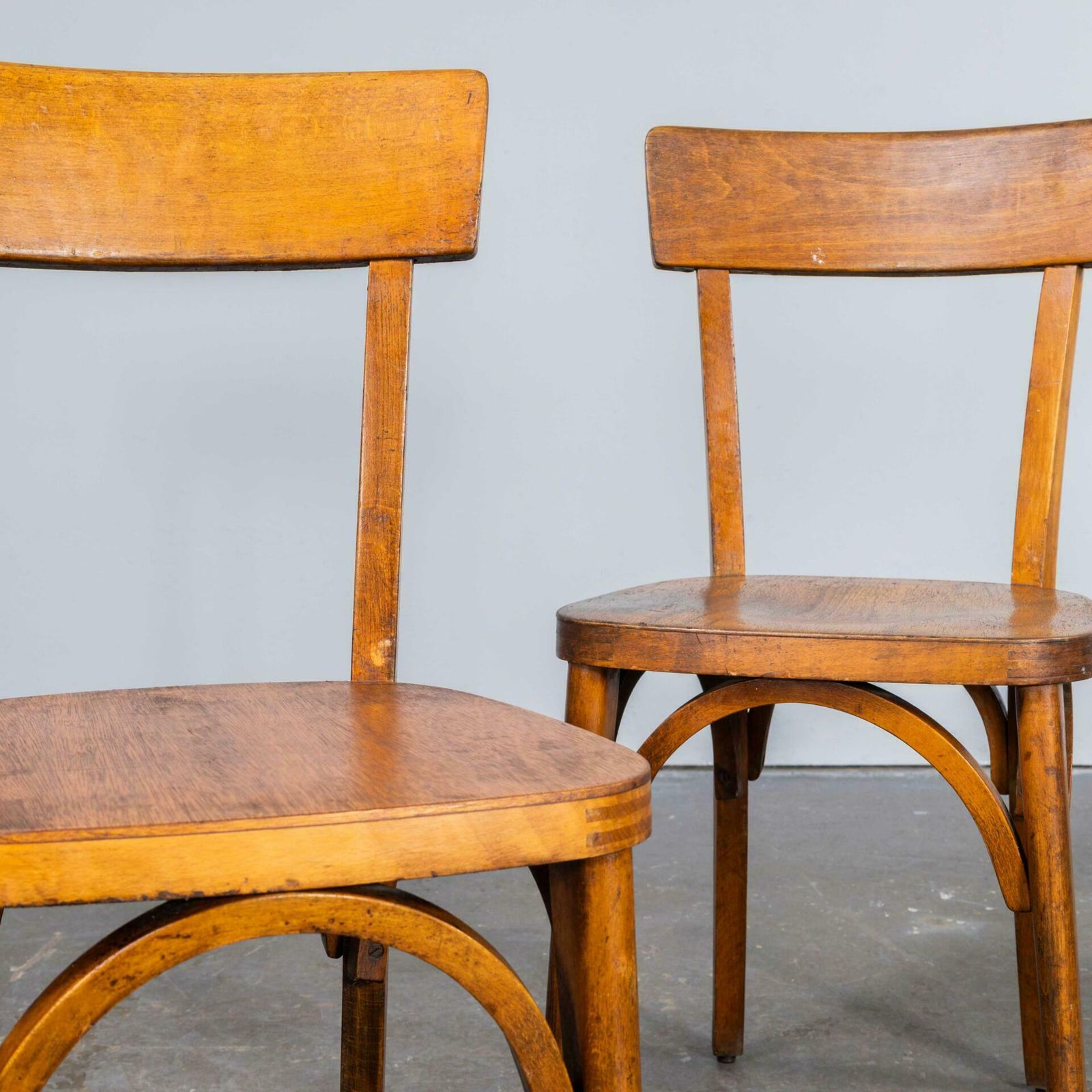 50’s Honey Colour Baumann Bentwood Dining Chairs – Set Of Nine photo vintage