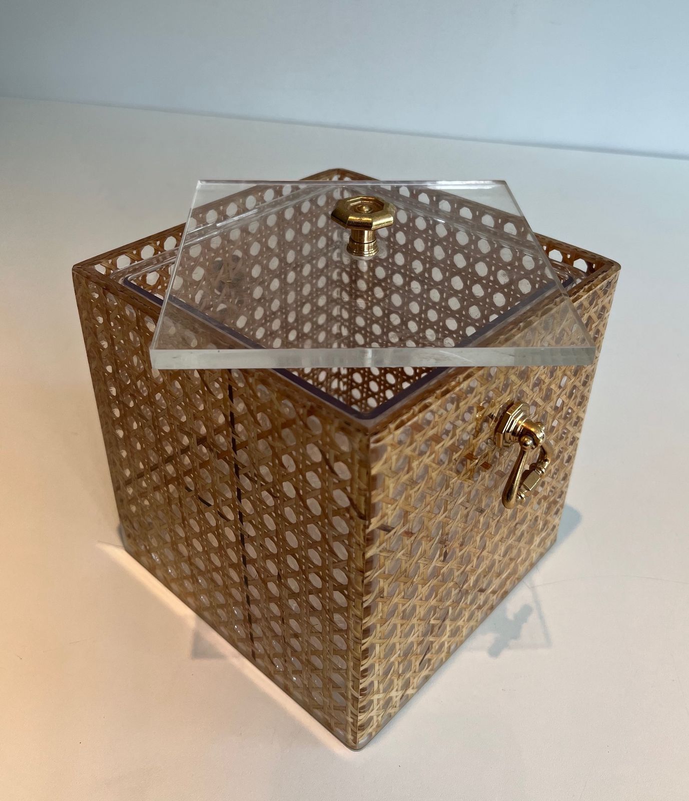 Ice Bucket In Plexiglass And Cannage In The Taste Of Gabriella Crespi photo Home Decor