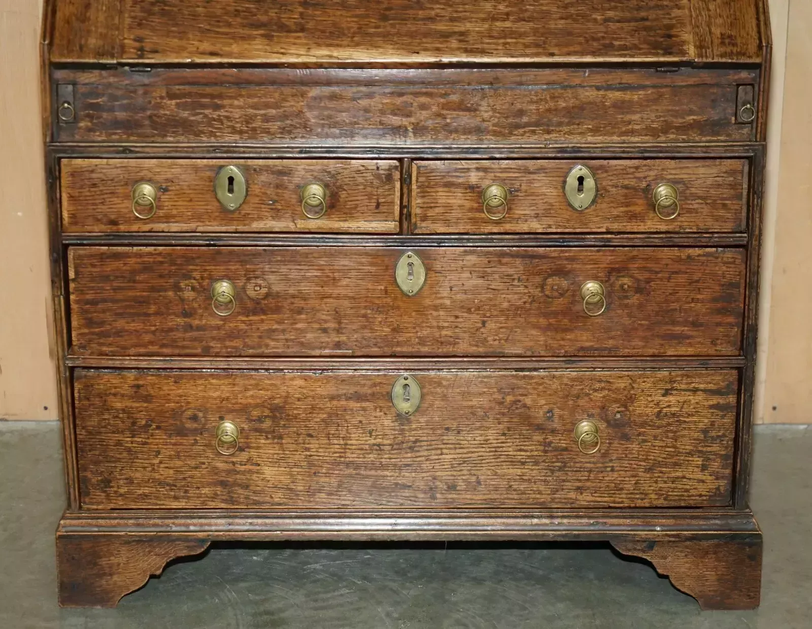 Exquisite Early Georgian Circa 1760 Writing Bureau Desk With Green Leather Top photo Furniture