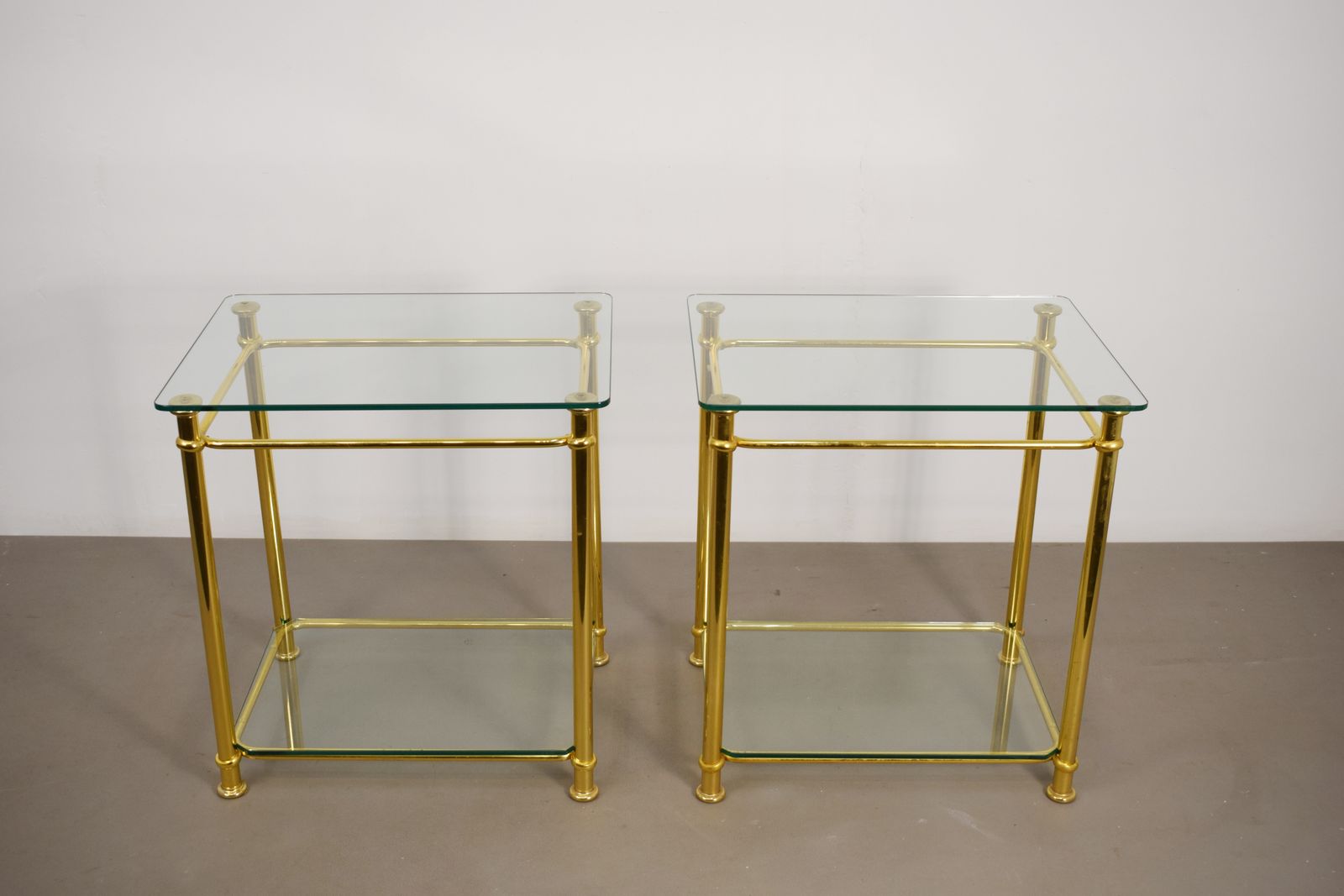 Coppia Di Tavolini In Ottone, Italia, Anni '70. photo Furniture