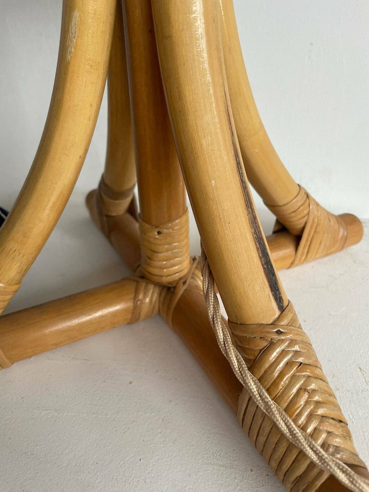 Wonderful Boho 1970s Bamboo And Wicker Table Lamp With Large Shade photo 245.0