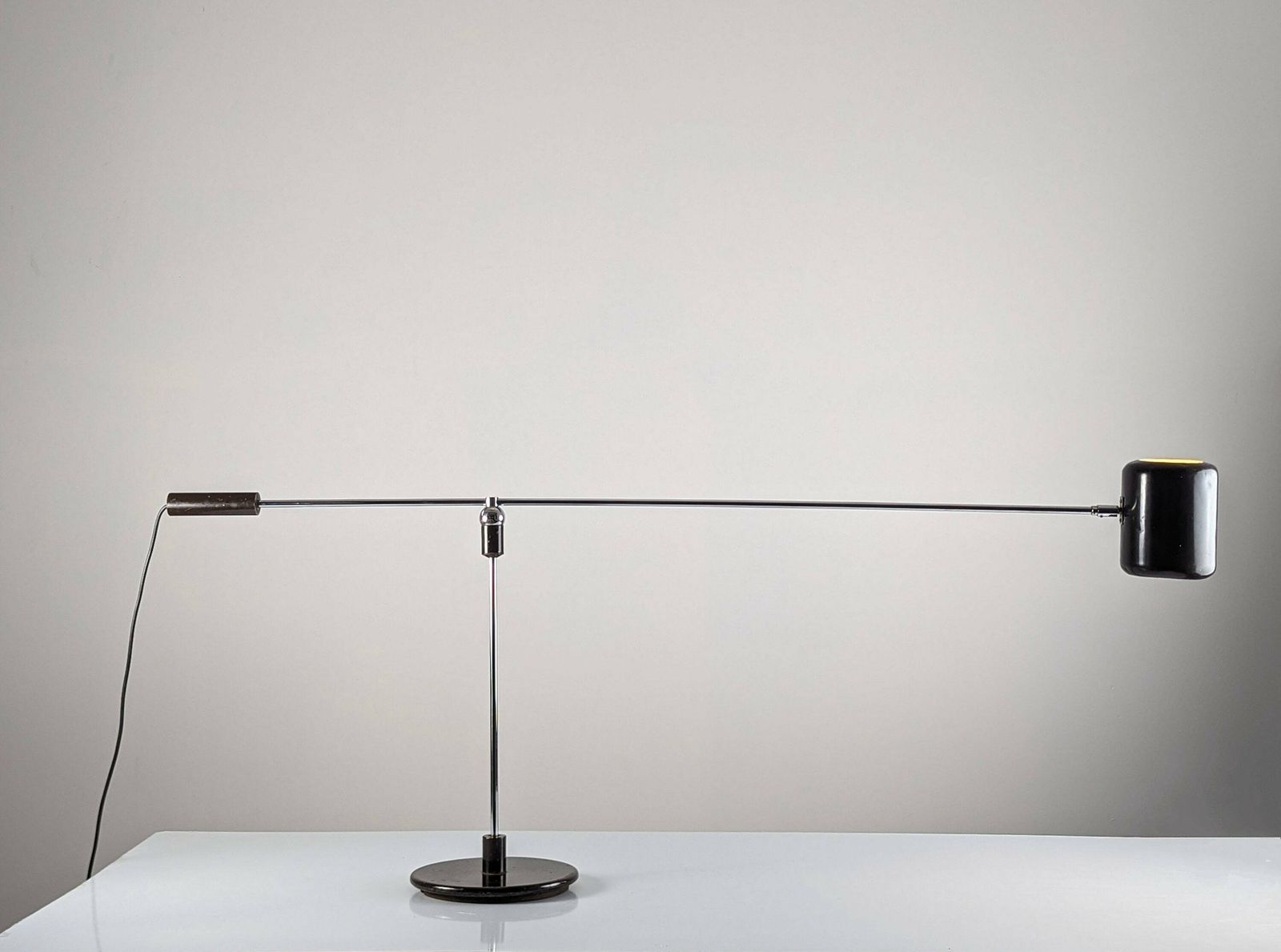 Magneto Floor Lamp By Gilbert Watrous / H. Fillekes 1950s photo for sale