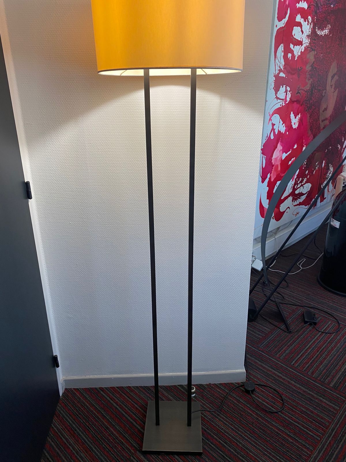 Contemporary Floor Lamp In Black Metal And White Shade photo Lighting