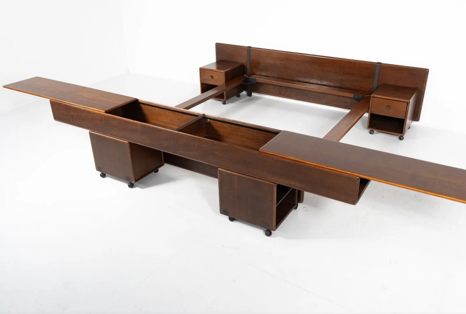 Furniture Mid Century Modern Bed With Nightstands By Fabio Lenci For Bernini, Italy, 1970s photo