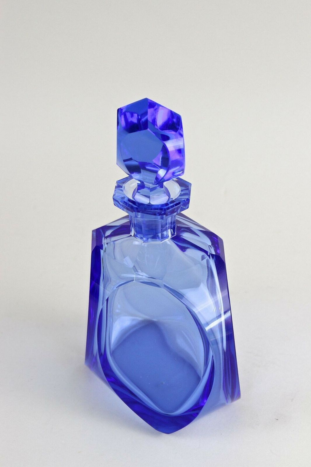 20th Century Art Deco Decanter Set/ Liquor Set With 5 Shot Glasses, Cz Circa 1920 photo vintage