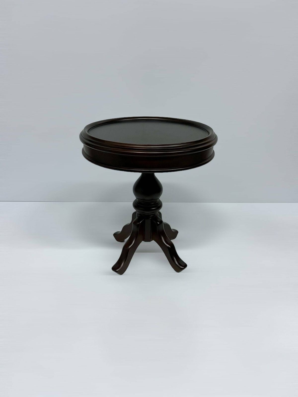 photo furniture Vintage Antique Side Table, Round Wooden Design, Dovetail Details, Luxury Side Table, Elegant French Interior