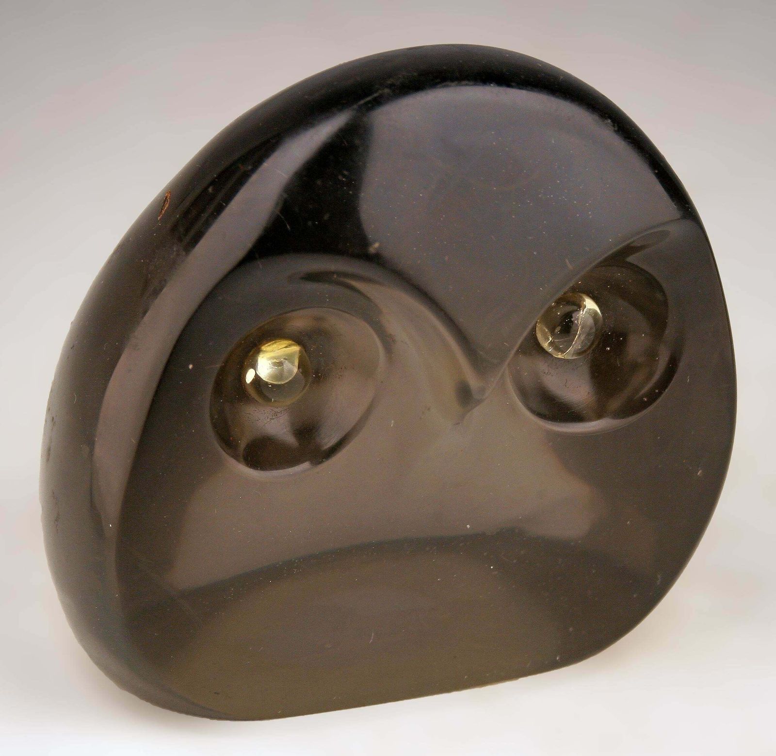 Space Age Palatnik Like Brazilian Op Art Acrylic/Lucite Monochromatic Translucent Owl Sculpture/Paperweight By Aldemir Martins, Brazil photo for sale