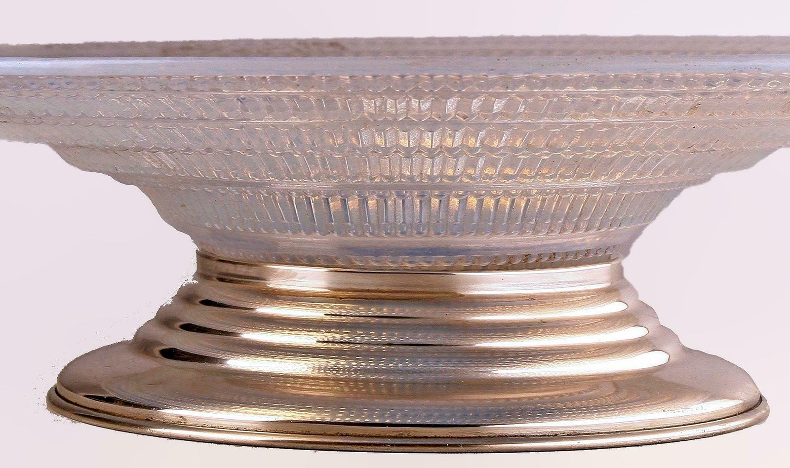 Early 20th Century Circular Art Déco French Opalescent Glass Centerpiece Serving Decorative Plate With Silver Base photo Home Decor