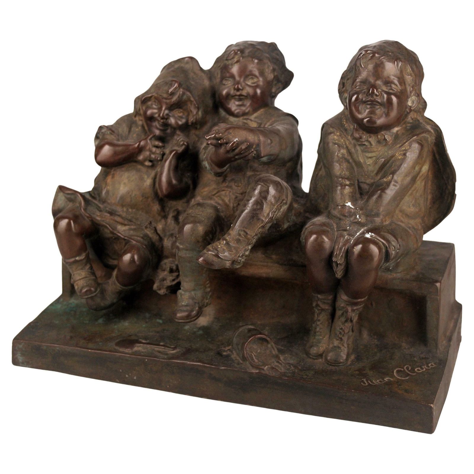 'Watching Something': Patinated Bronze Sculpture Of Three Children Laughing And Sitting By Spanish Artist Juan Clara