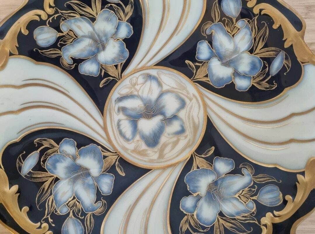 Hutschenreuther Porcelain Bowl | Cobalt Blue Gold Gilt Design | Large Floral Pedestal Dish | Hohenberg Bavaria Art Piece photo vinterior