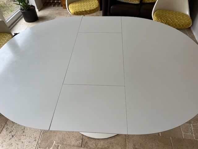 1970s Arkana Tulip Table And 6 Chairs photo Furniture