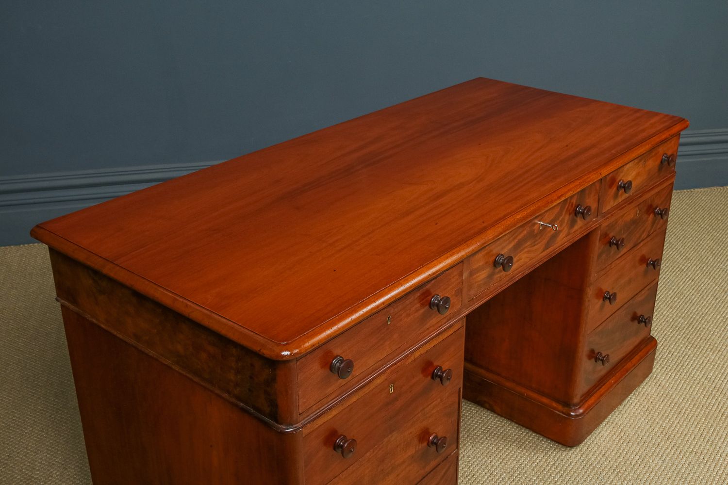 English Victorian 5ft Figured Mahogany Office Writing Pedestal Desk (Circa 1850) photo vintage