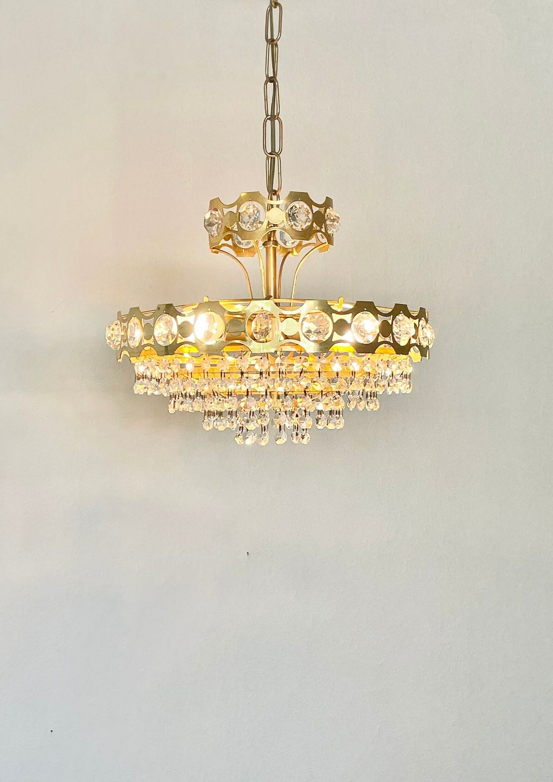 Swedish Mid Century 1970s Luxury Chandelier In Gold Metal With Crystal Cut Glass And Beautiful Details photo Lighting