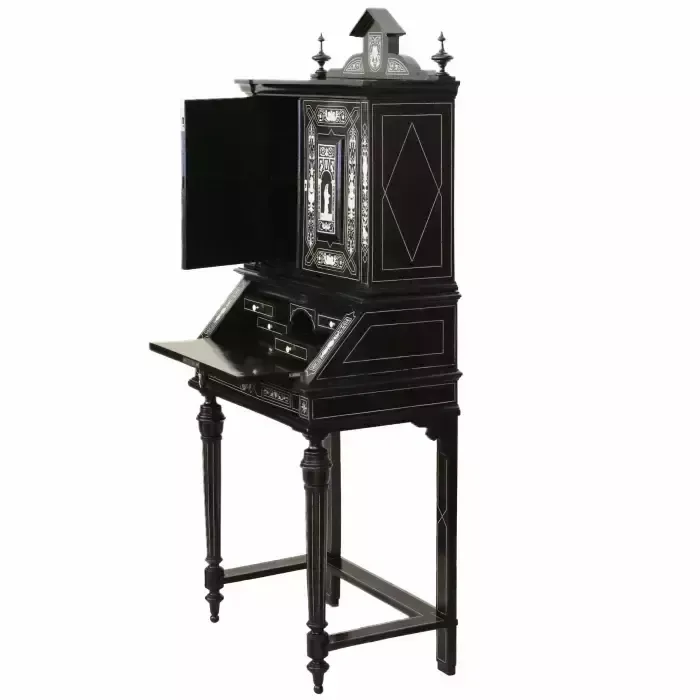 photo vinterior A Superb Italian Ebony And Ivory Cabinet From The Late 19th Century.