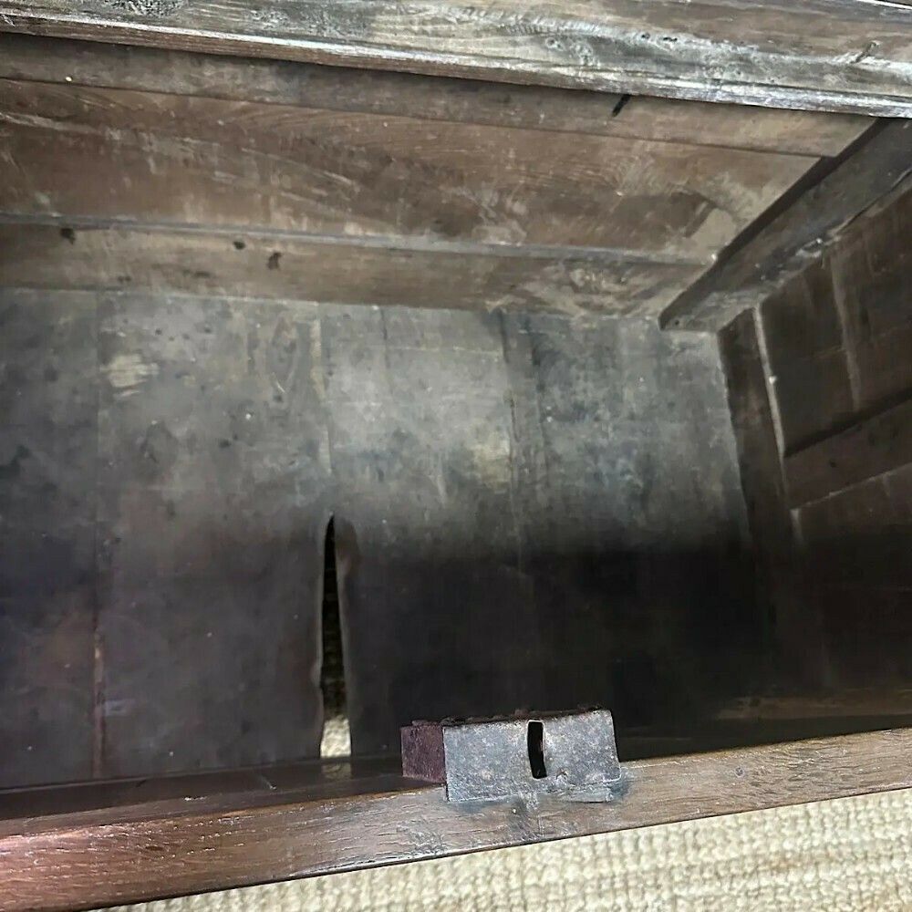photo furniture Unusual 18th Century Dome Top Country Oak Antique Coffer