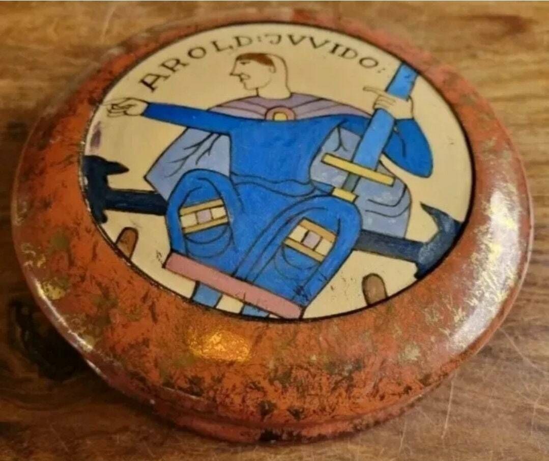 Louis étienne Desmant Bayeux Tapestry Vintage Ceramic Box King Harold photo furniture