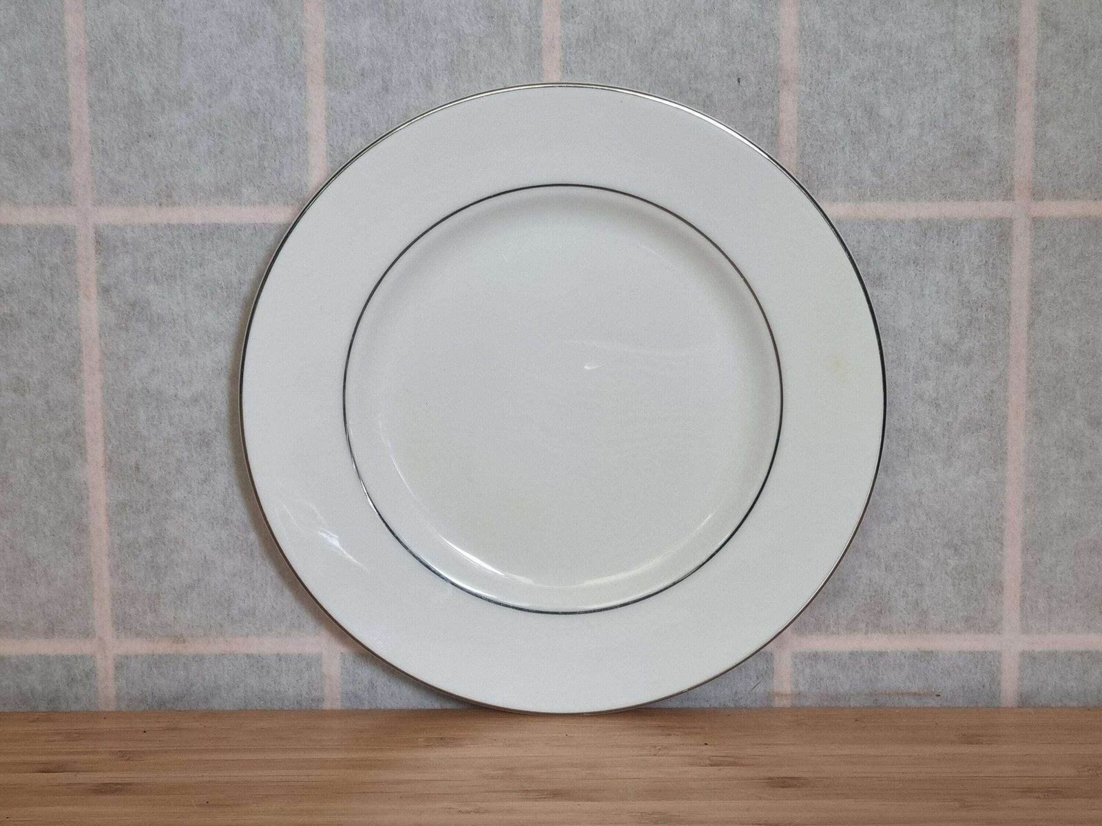 Wedgwood Delphi Platinum Plates English Bone China Set Of 6 Small Side Dishes 7" photo for sale