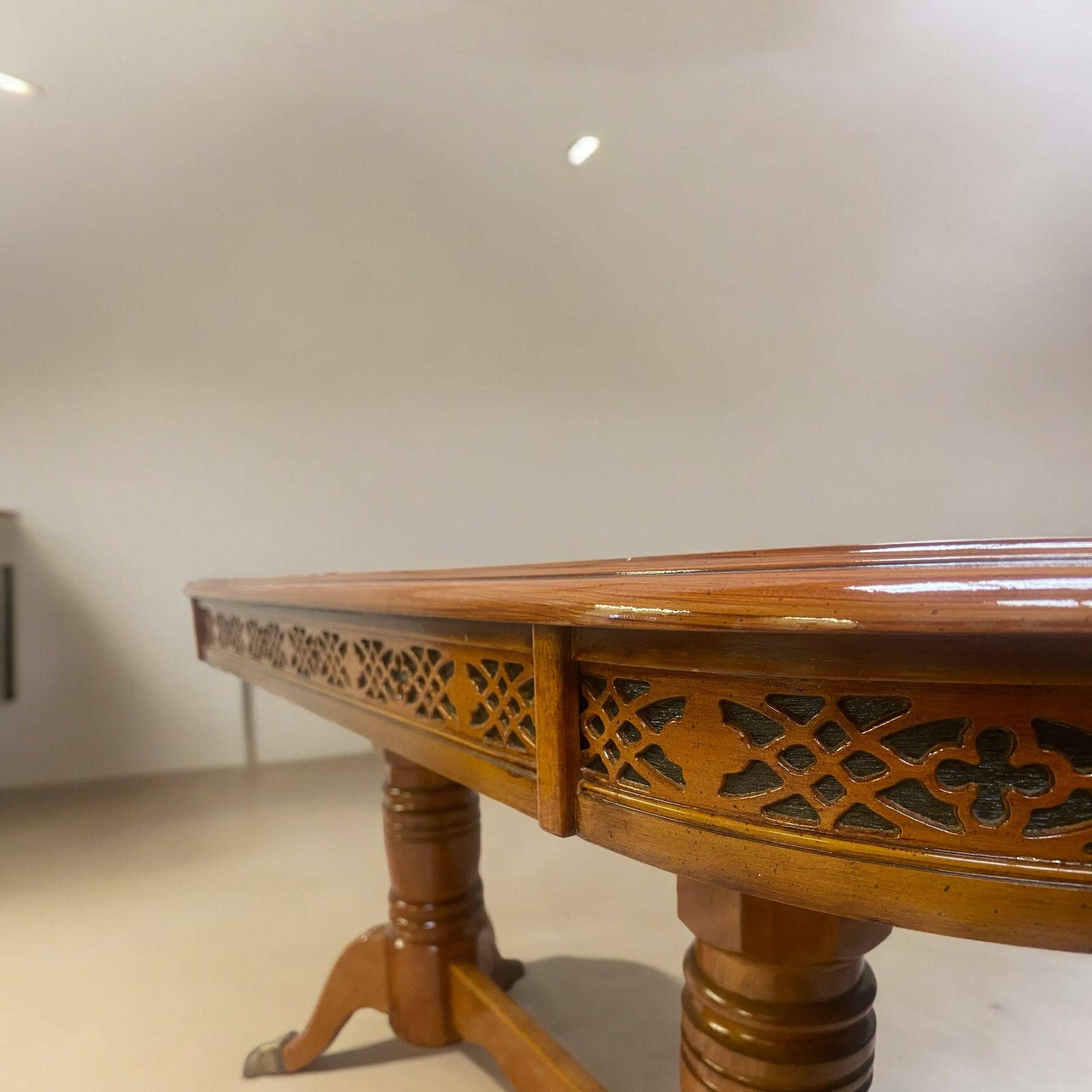 Antique Style Inlaid Pedestal Hall Table / Made In England C1970 photo Furniture
