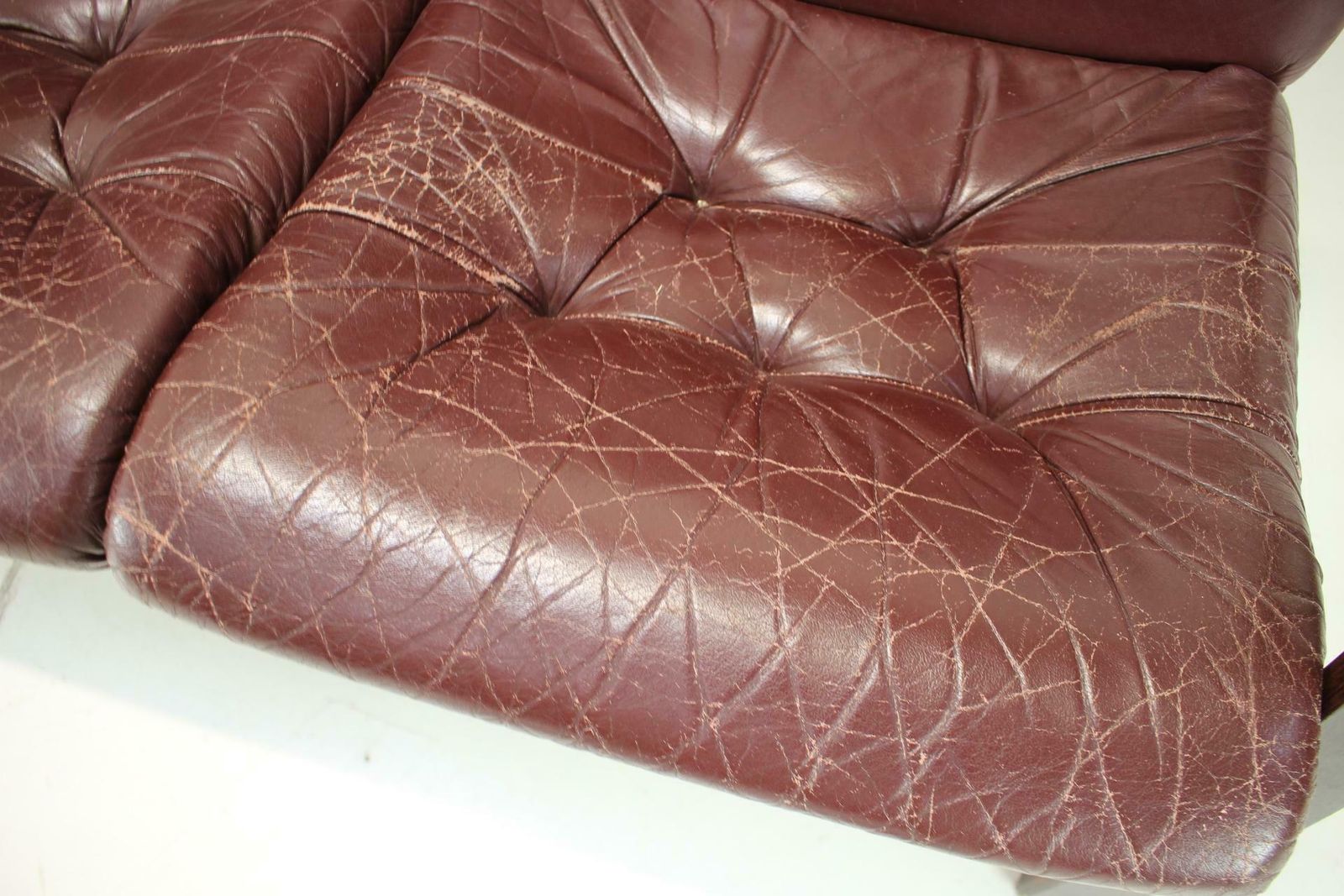 598.0 1980 Three Seater Leather Sofa, Ton Czechoslovakia photo