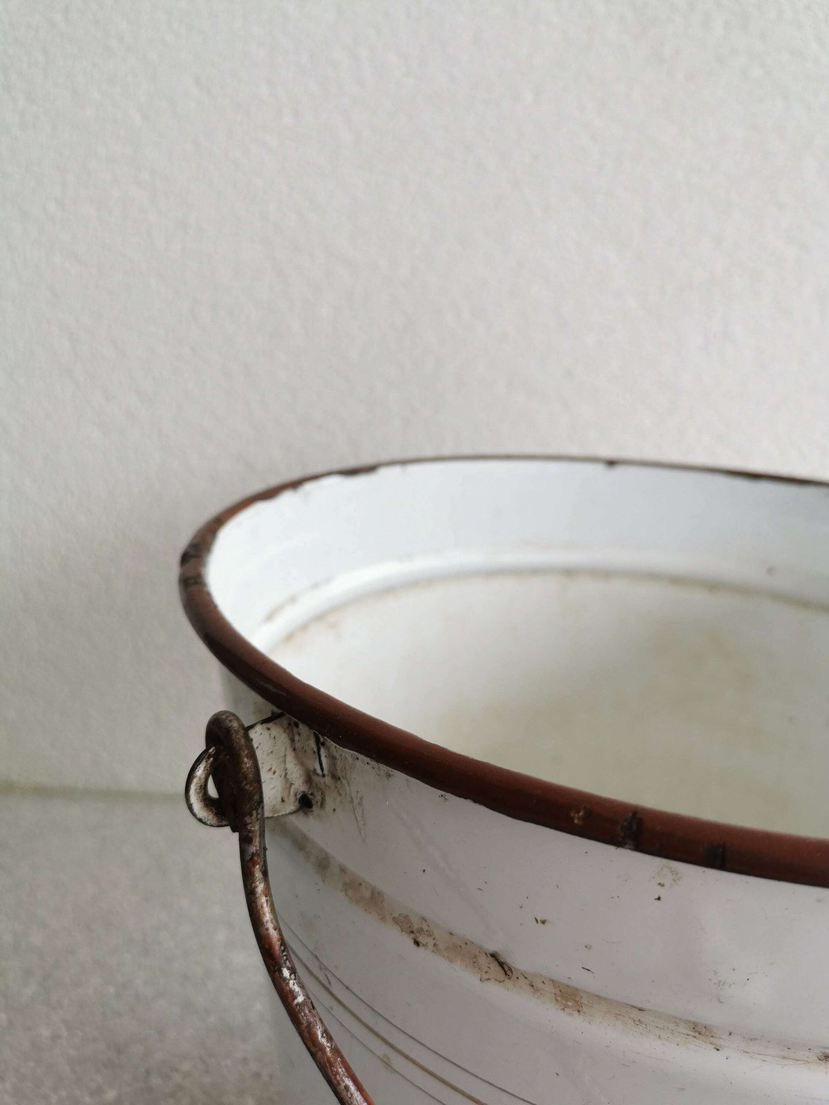 photo for sale Vintage Large Enamel Buckets By Emo Celje / 1970s Yugoslavia / White Enamelware Planter With Wooden Handle