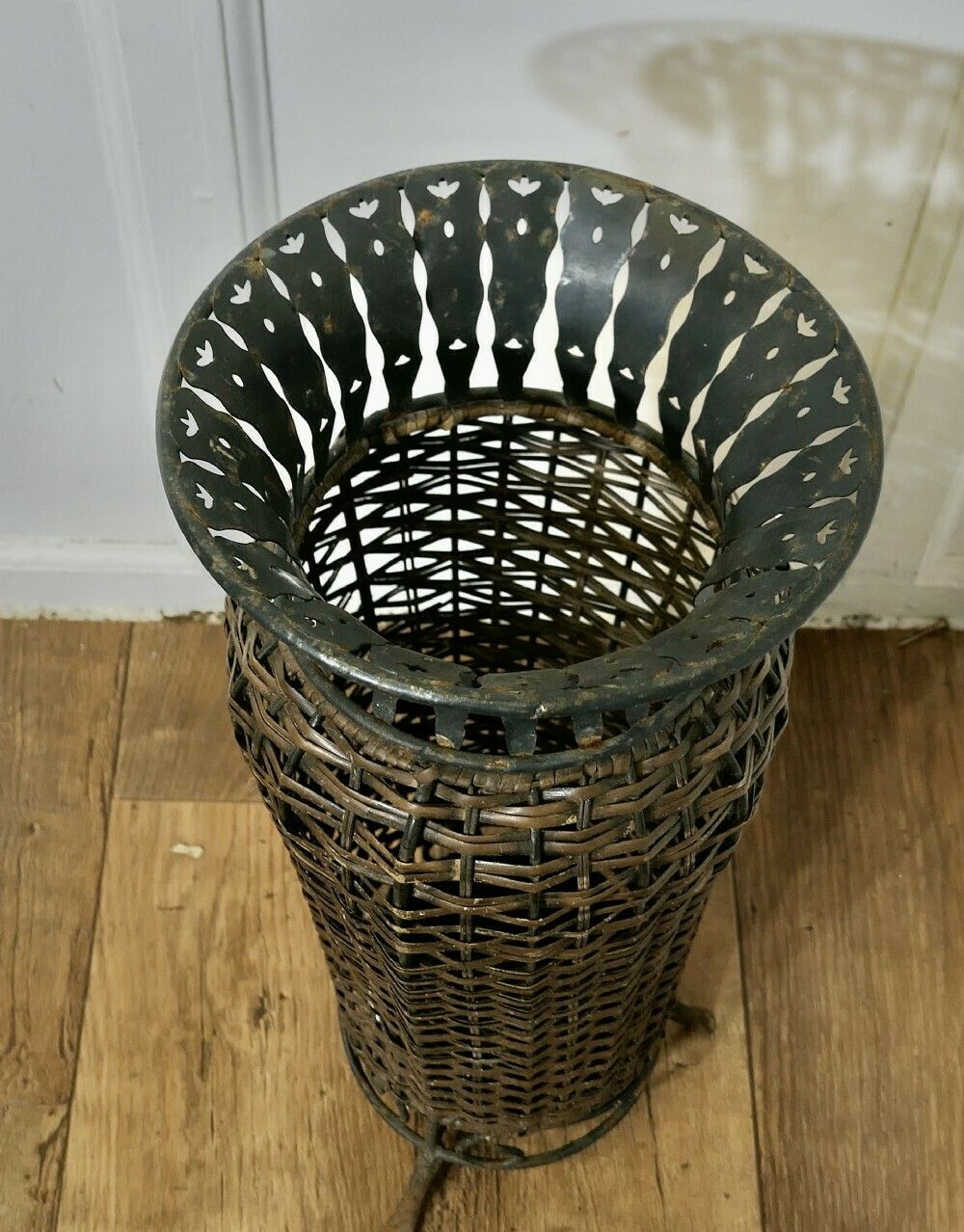 Woven Willow Stick Of Umbrella Stand photo for sale