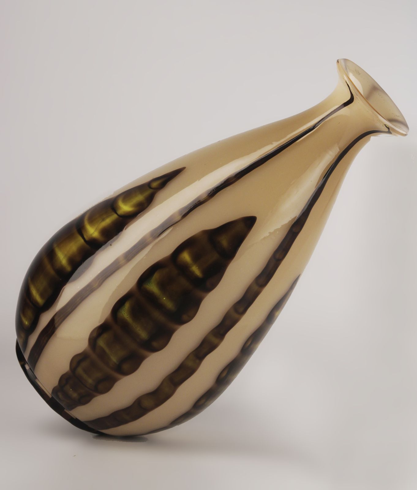 Early 20th Century Art Déco Czech Glazed Art Glass Bulbous Vase Decorated With Plant Motifs photo for sale