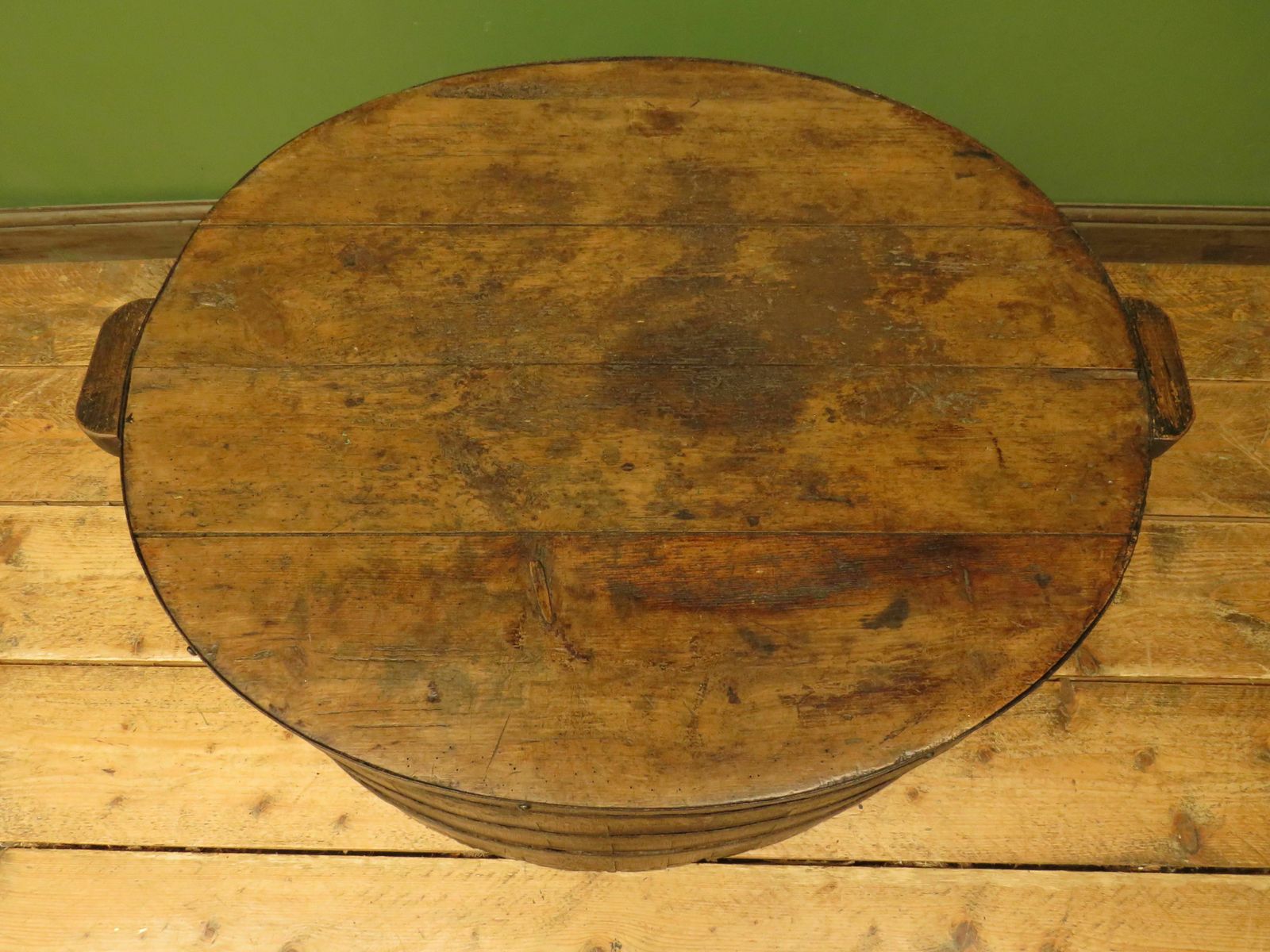 Large Antique Coopered Pig Salting Barrel With Lid, Coffee Or Bar Table photo Garden Furniture