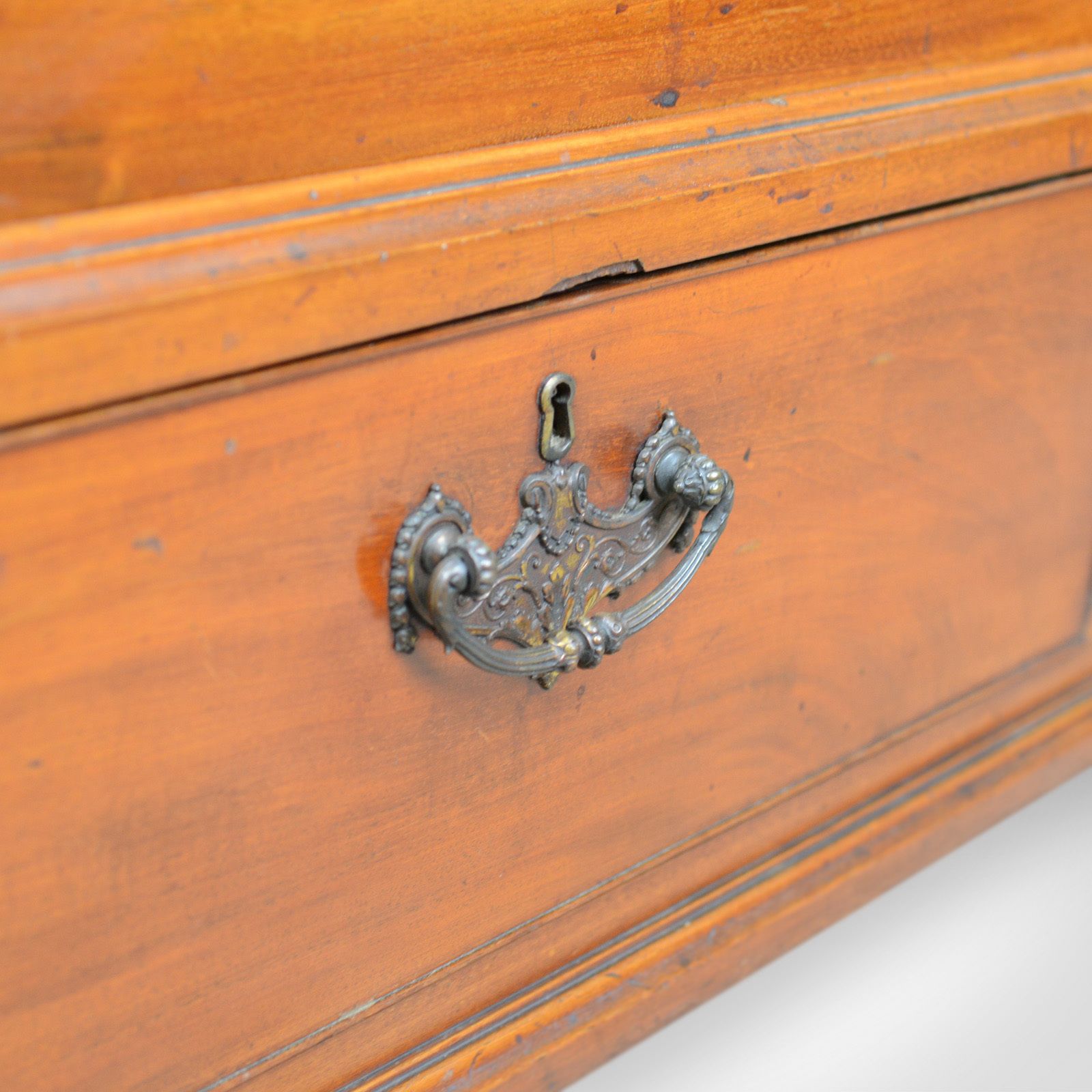 Antique, Mule Chest, English, Georgian Housekeepers Trunk, Mahogany, Circa 1780 photo for sale