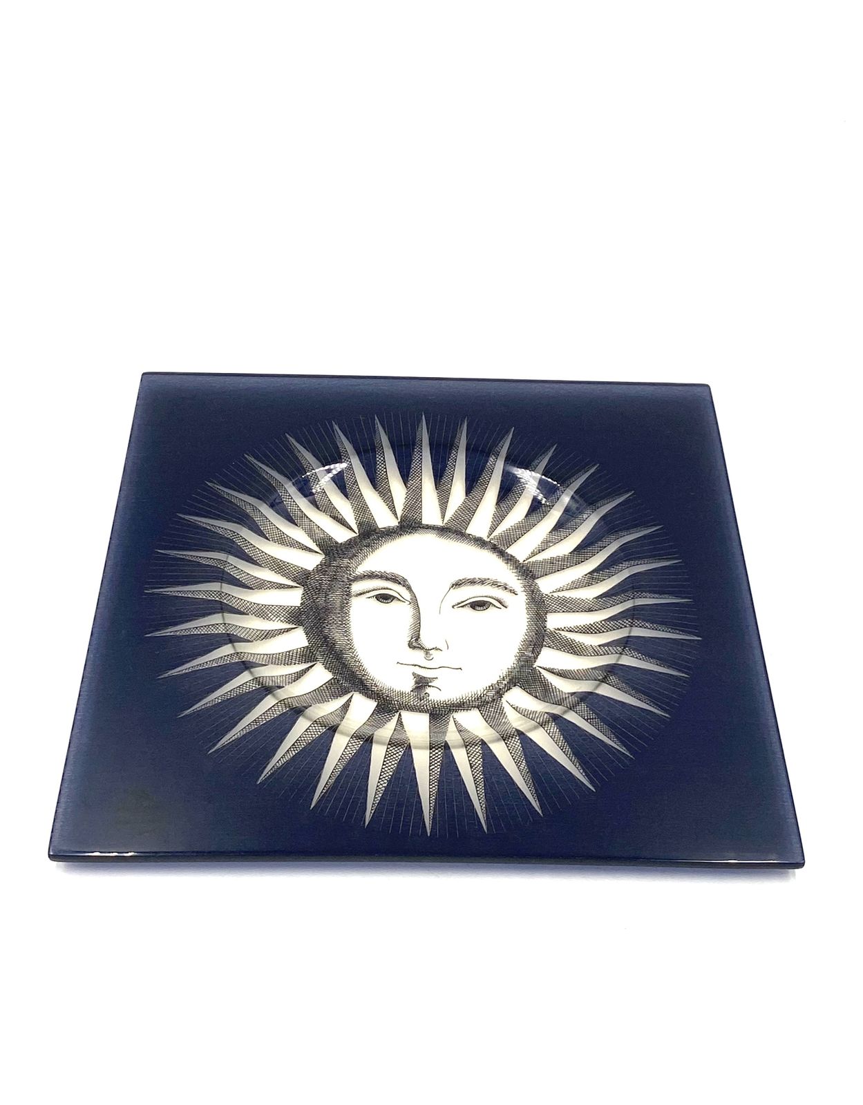 photo vintage Piero Fornasetti, Sole Vide Poche, Compagnia Del Tabacco Su Licenza Fornasetti Italy 1980s