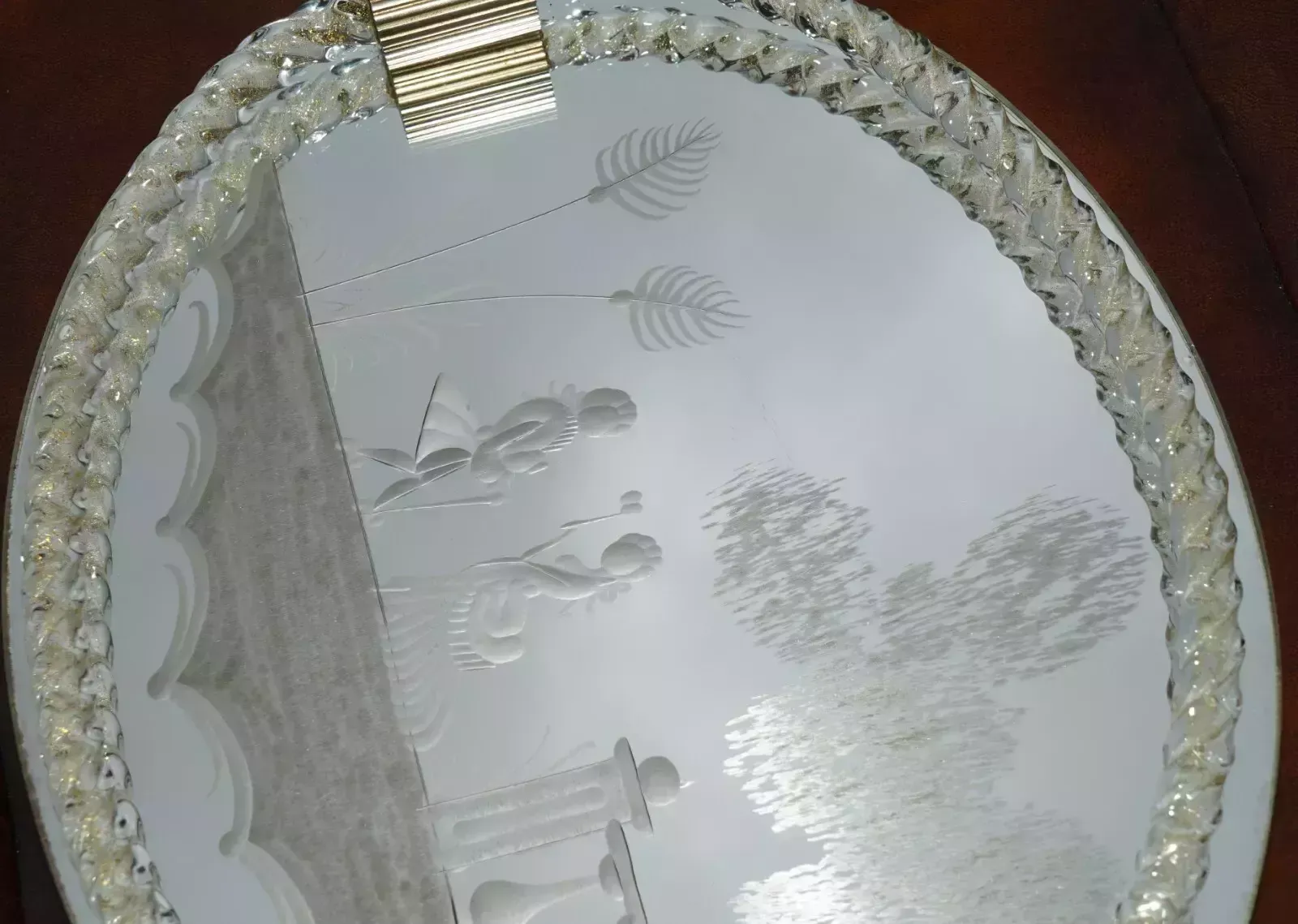 photo furniture Exquisite Hand Made In Italy Pour Le Bain Murano Glass Venetian Etched Tray