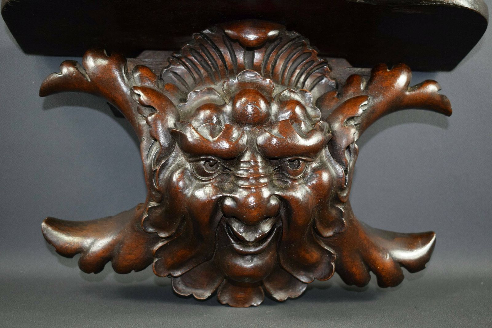 French Antique Gothic Walnut Hand Carved Wood Corbel Shelf Sconce Wall Bracket Mascaron photo 346.0