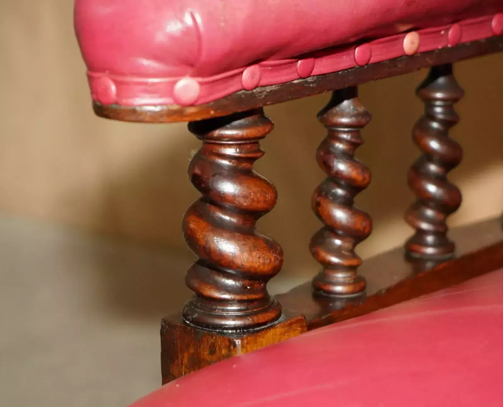 Antique William IV 1830 Chesterfield Tufted Barley Twist Frame Leather Armchair photo vintage