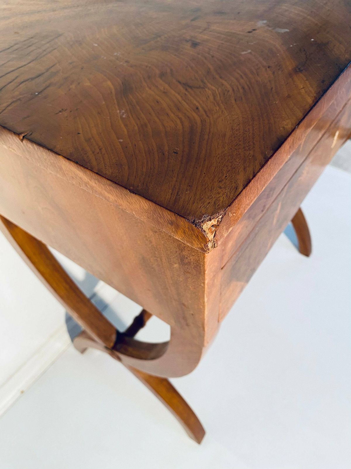 photo furniture Antique Biedermeier Wooden Sewing Table Writing Desk / 1830s Furniture