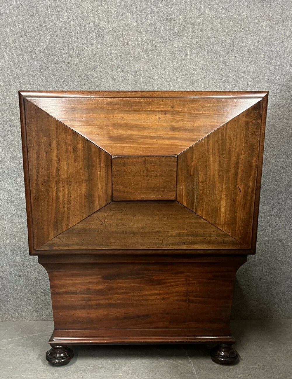 Irish Cellarette By Robert Strahan & Co Of Dublin photo vintage
