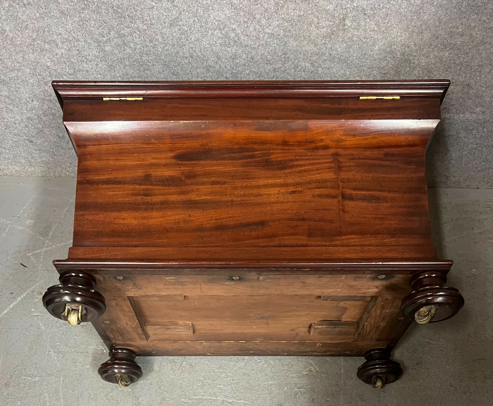 photo for sale Irish Cellarette By Robert Strahan & Co Of Dublin