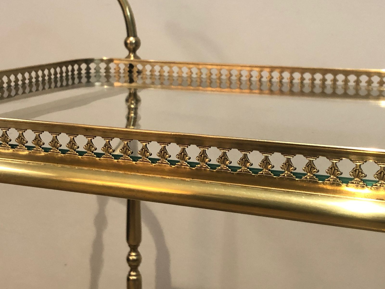 photo vintage Neoclassical Style Rolling Table In Brass In The Taste Of Maison Jansen