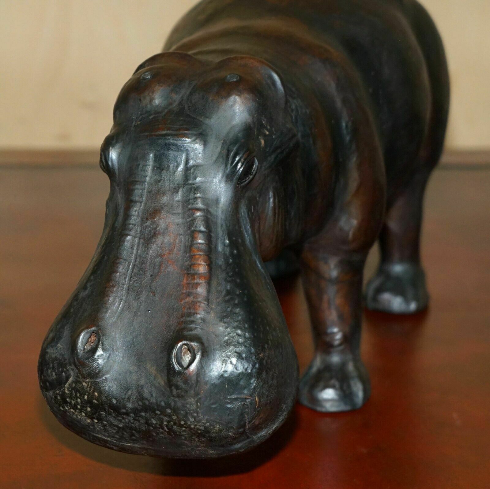 photo vintage Collectable Liberty's London Omersa Brown Leather Hippopotamus Footstool Hippo