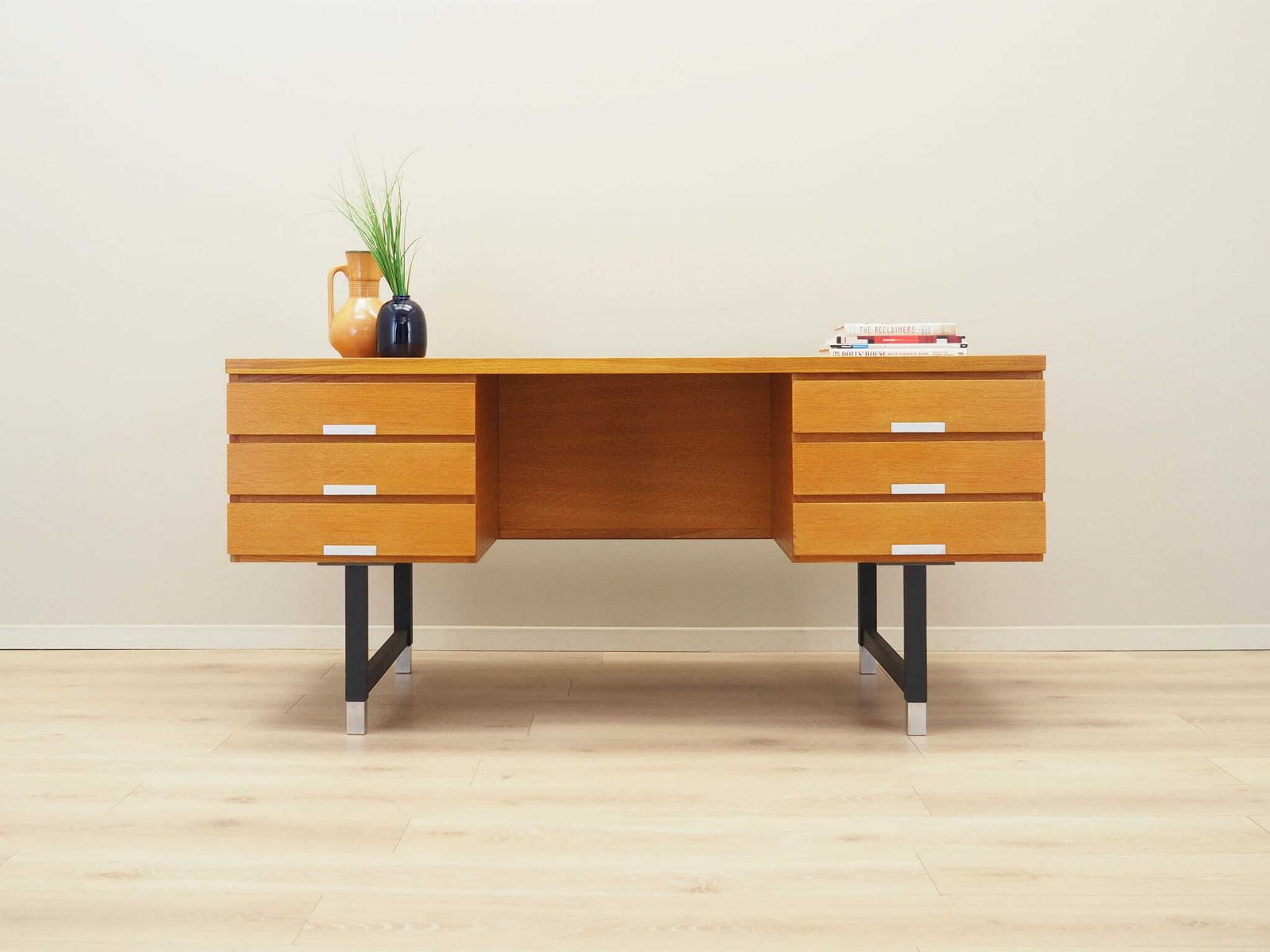 Bureau In Es, Deens Design, Jaren 1970, Fabrikant: Eigil Petersens Møbelfabrik photo furniture