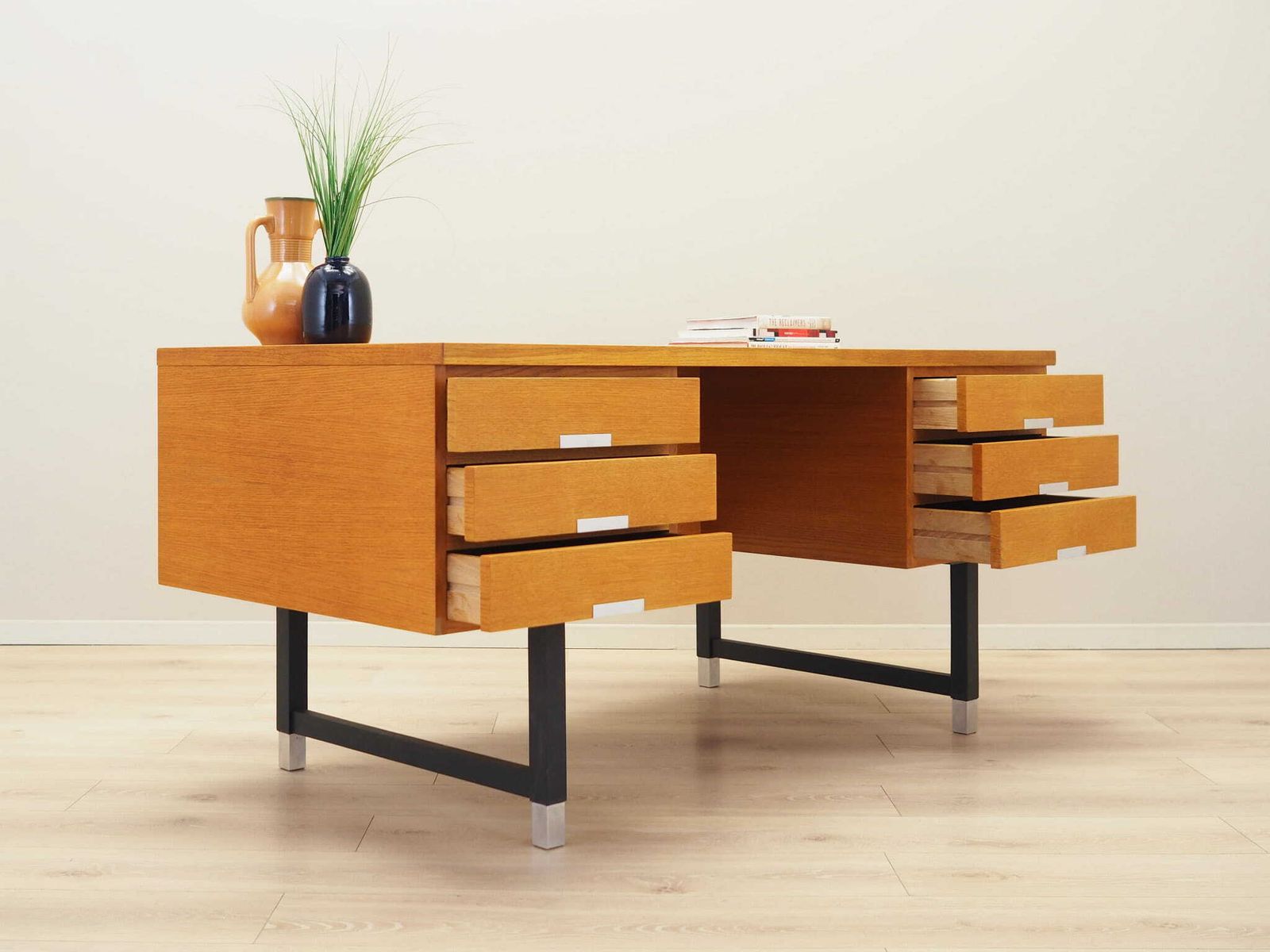 Ash Desk, Danish Design, 1970s, Manufacturer: Eigil Petersens Møbelfabrik photo 2609.0