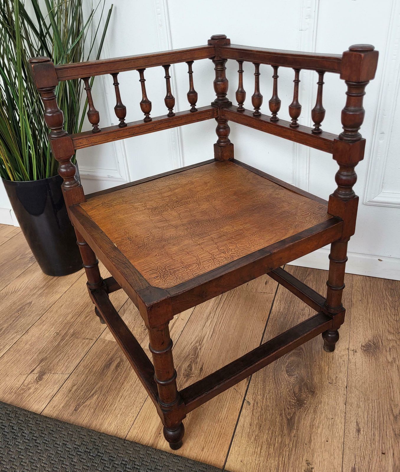 1950s Italian Neoclassic Carved Wooden Corner Chair photo buy